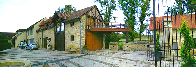 Aménagement cour extérieure et création de Gîtes, Volnay 2016